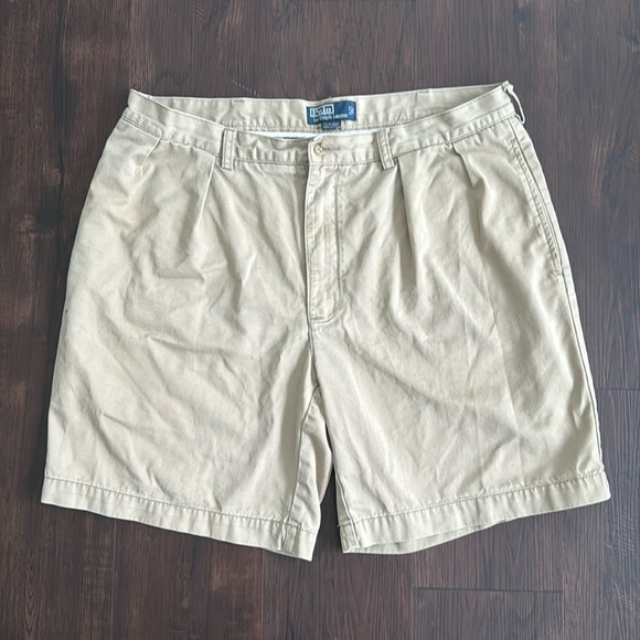 POLO RALPH LAUREN TYLER SHORTS MENS TAN KHAKI COTTON CHINO PLEATS - Picture 1 of 6